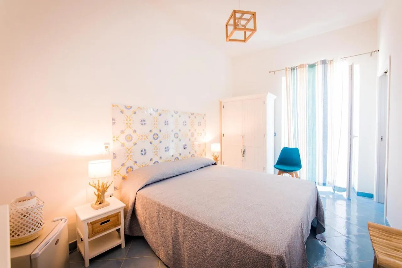 Hotel Zagma Un Passo Dal Mare Canneto  Italia
